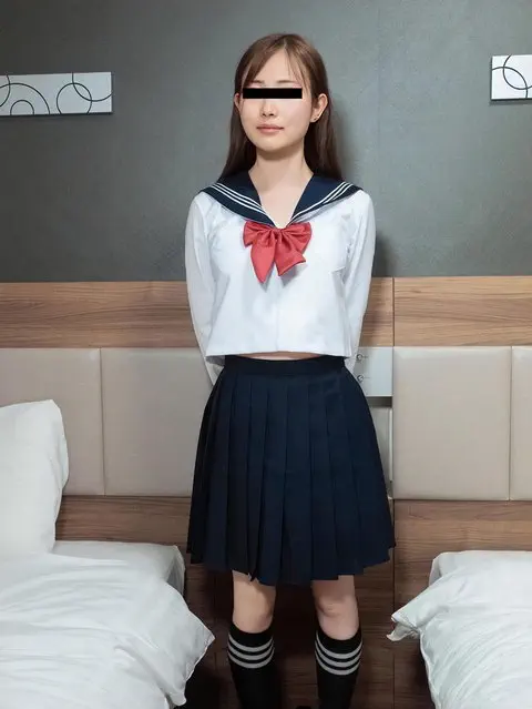 制服時代 ~白い肌がそそる従順なパイパン娘~ 佐々山梨佳