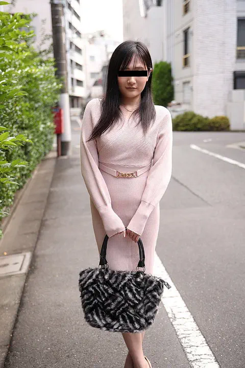 休日のキャバ嬢と意識吹っ飛ぶ系の大量中出し 根本ゆい